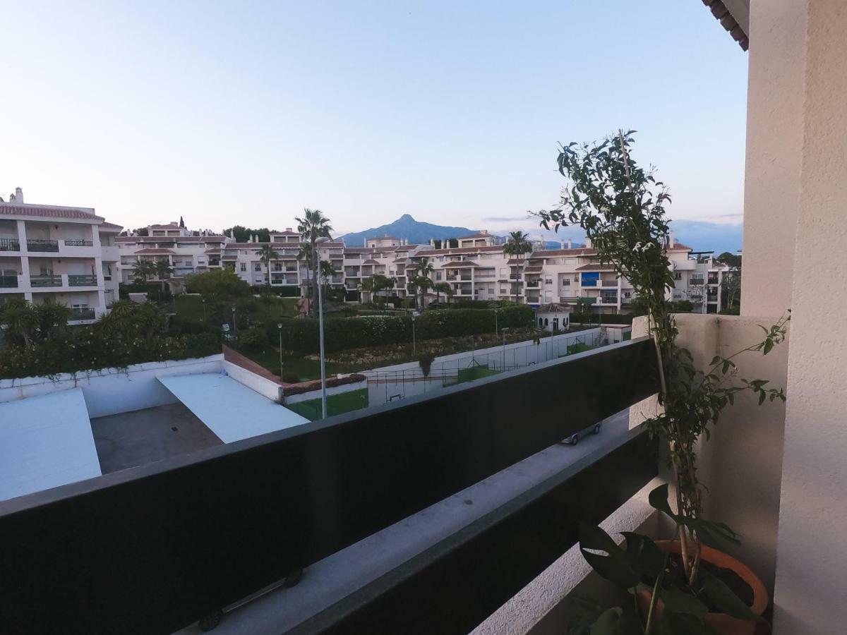 Cozy Apartment Banus Marbella Exterior photo